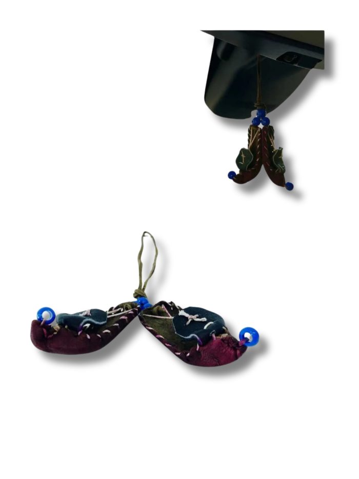 El Yapımı Deri Minyatür Çarık Maskot Dikiz Aynası Süsü - Görsel 3